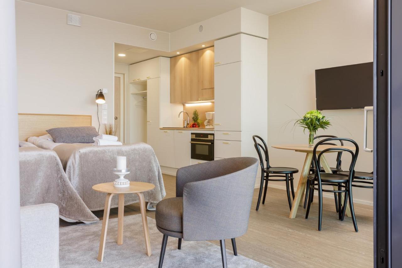 Marina Chalets Studios By Hiekka Booking - Sisaeltaeae Liinavaatteet Ja Loppusiivouksen Kalajoki Kamer foto