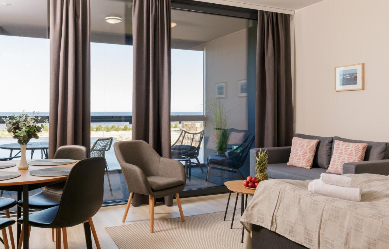 Marina Chalets Studios By Hiekka Booking - Sisaeltaeae Liinavaatteet Ja Loppusiivouksen Kalajoki Kamer foto
